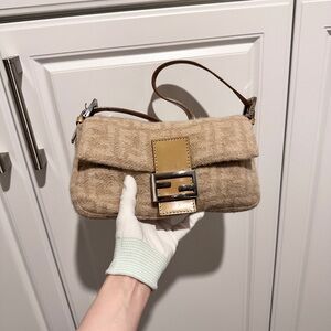 FENDI | Vintage Wool Baguette